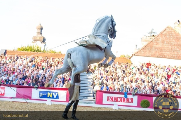 Heldenberg Lipizzanergala - Fotos Richard Tanzer